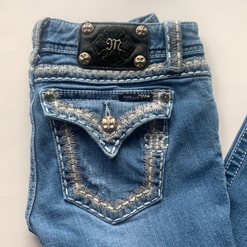 Miss Me Lightly Distressed Boot Cut Jeans Size 26 - Picture 11 of 12
